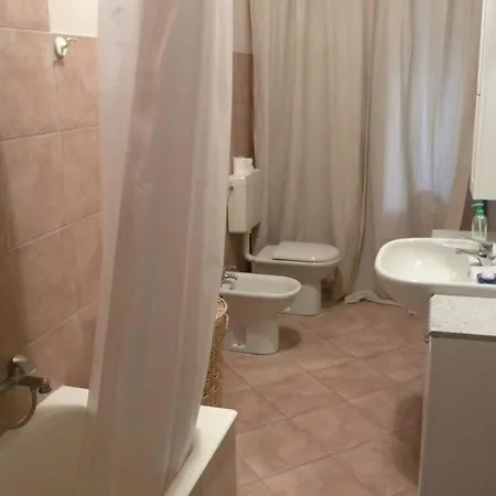 Raineri Vista Mare 200 Metri Dalle Spiagge Διαμέρισμα